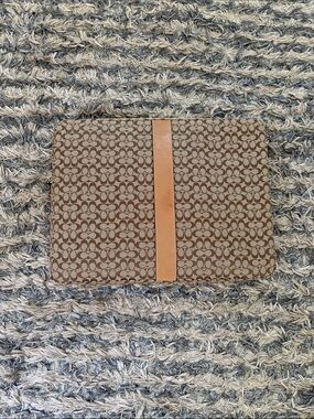 Coach Signature Canvas Tech Sleeve in Brown and Tan